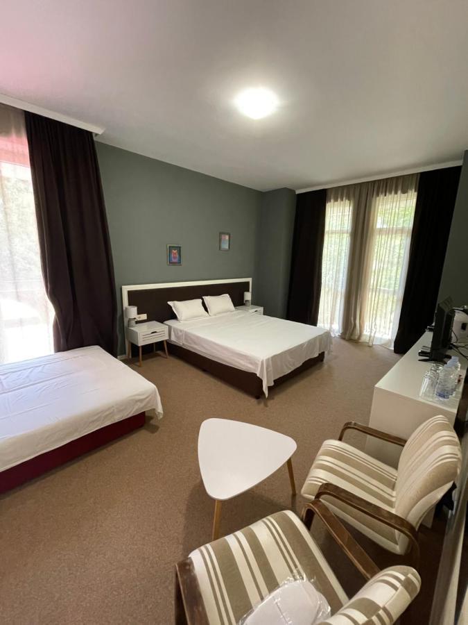 Family Hotel Garden Кърджали Екстериор снимка