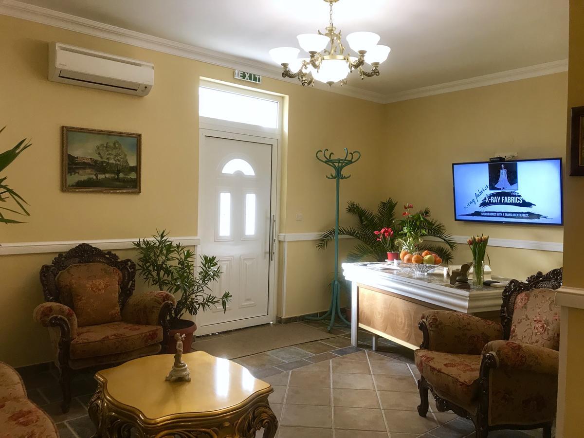 Family Hotel Garden Кърджали Екстериор снимка