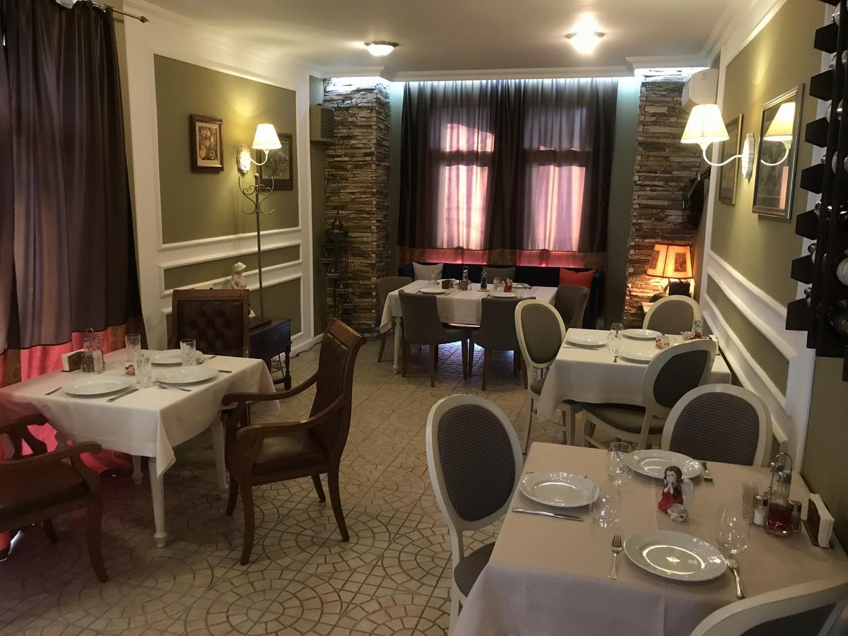 Family Hotel Garden Кърджали Екстериор снимка